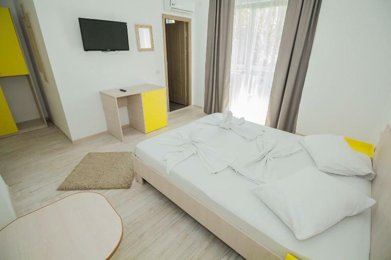 Glam Boutique Hotel エフォリエ・ノルド エクステリア 写真